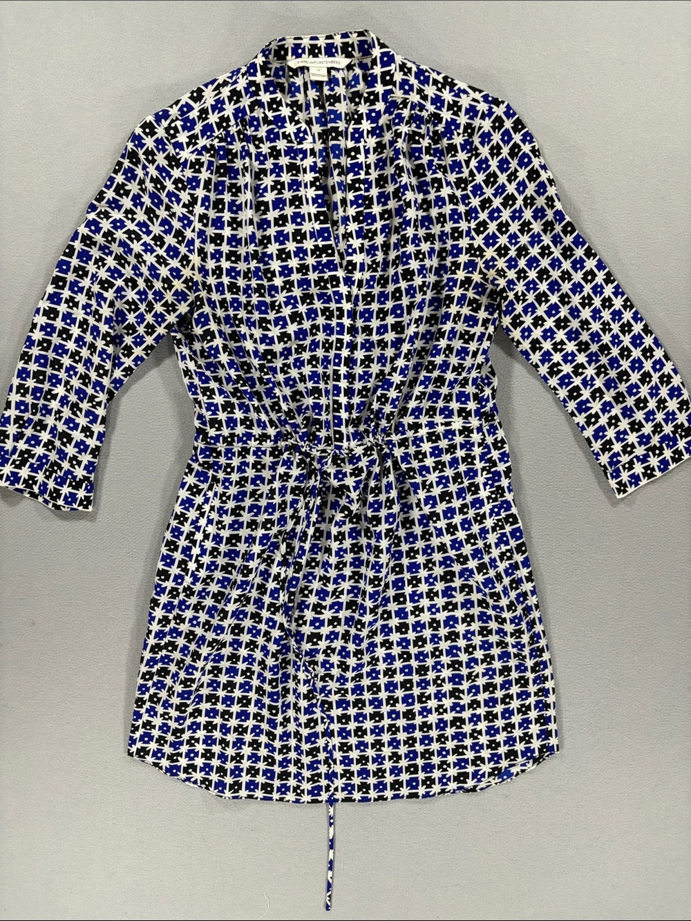 Diane Von Furstenberg SILK tie waist shirt dress 12